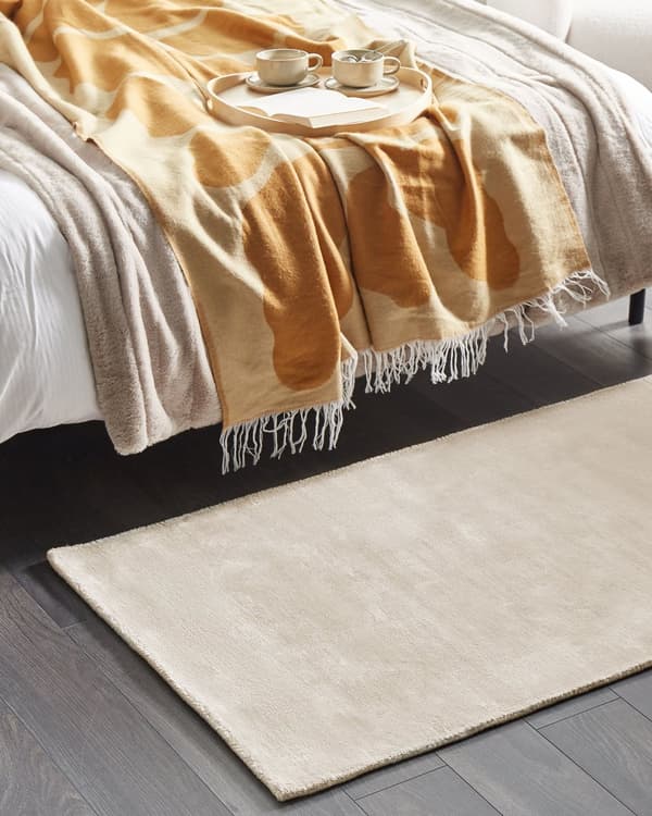 Teppe Lys beige Viskose 80 x 150 cm Håndvevd Kort lugg Moderne Dekorativt Stue Soverom