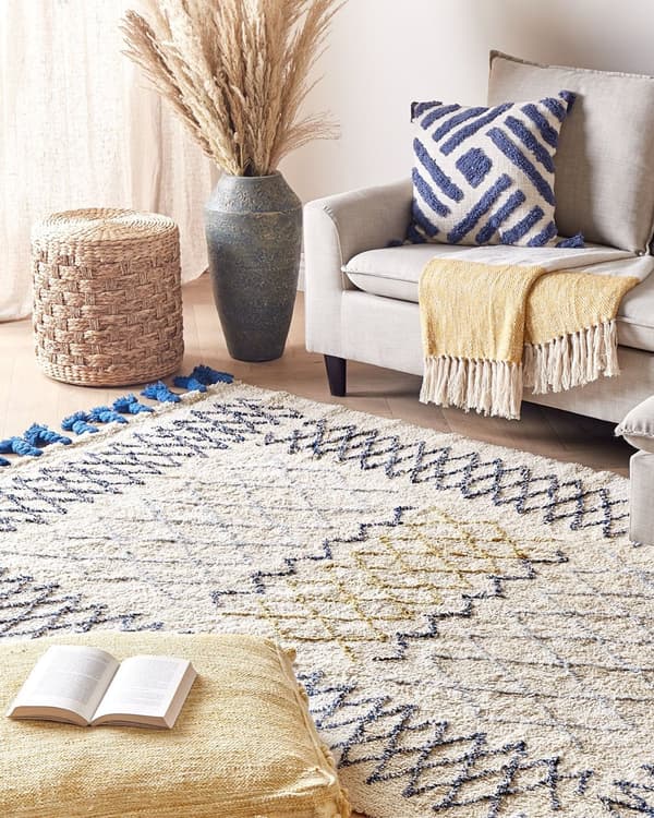 Matta Beige Bomull 140 x 200 cm Geometriskt Mönster Handtuftade Tofsar Flatweave Vardagsrum Sovrum
