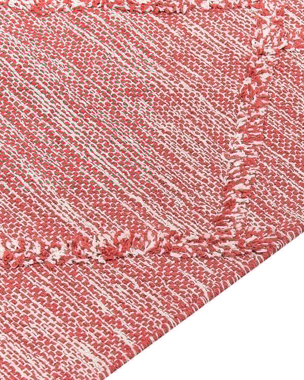 Matto punainen 140 x 200 cm puuvilla tupsut geometrinen kuvio perinteinen moderni