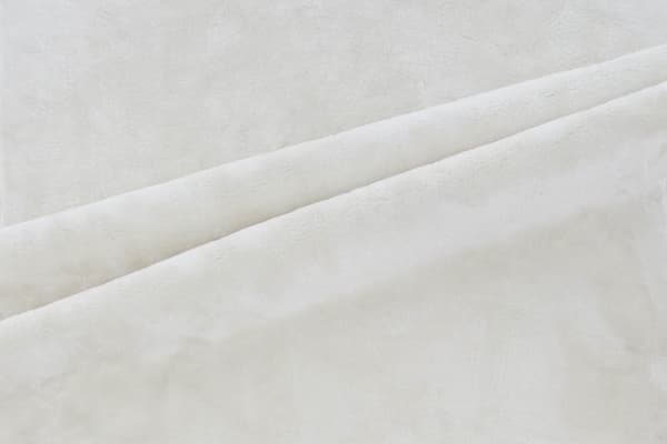 Blanca teppe 300x200 cm polyester hvit.