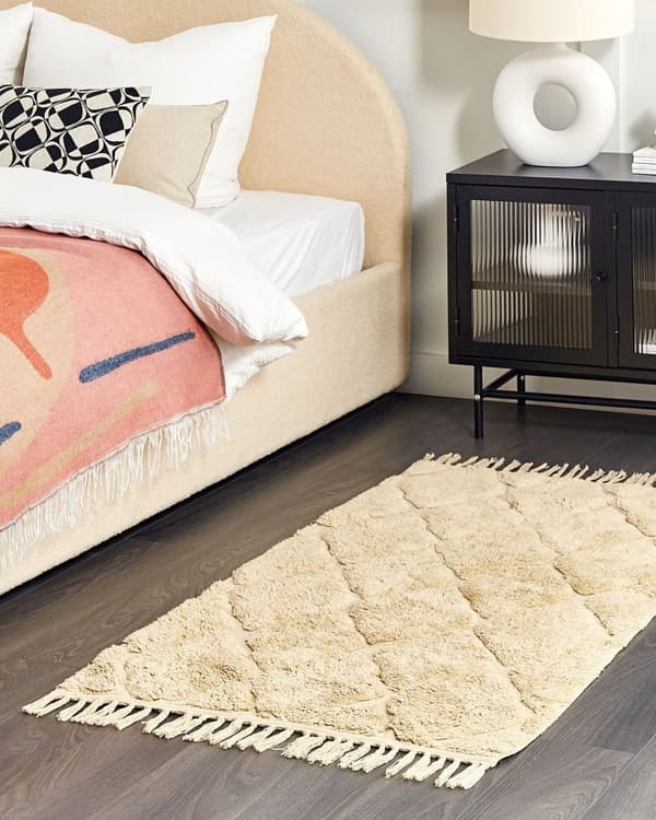 Matto hiekanruskea 80 x 150 cm puuvilla hapsut pörröinen geometrinen kuvio boho