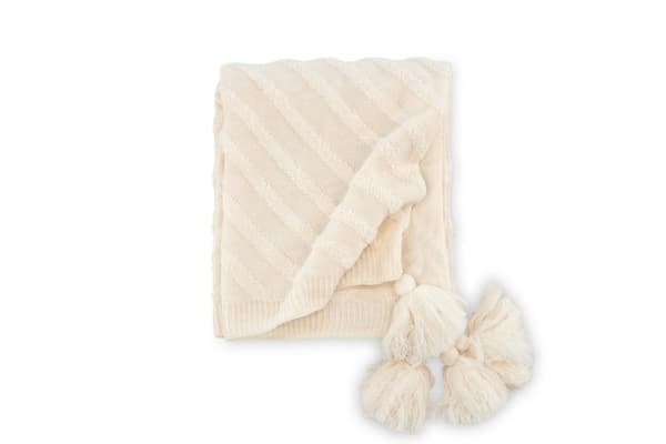 Katlyn pledd 170x130cm offwhite.