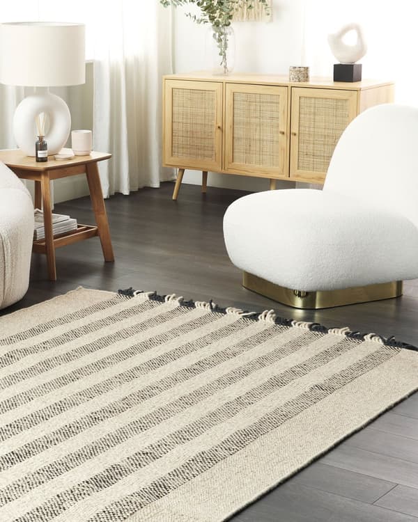 Gulvteppe Hvit Svart Ull 140 x 200 cm Rektangulært Håndvevd med dusker Moderne Ullteppe Teppe