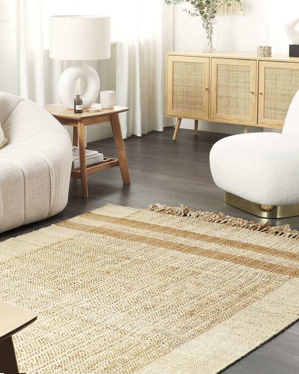 Matto beige juutti 160 x 230 cm neliskulmainen hapsuilla käsintehty boho-tyyli