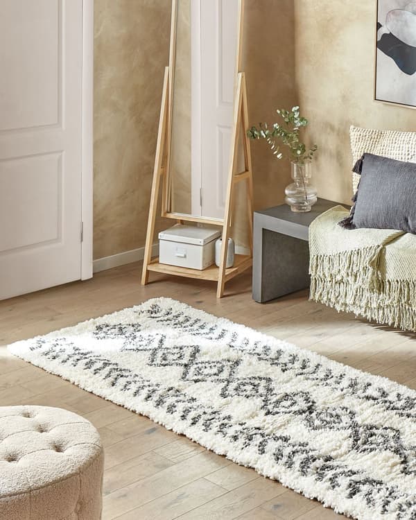 Matto valkoinen harmaa 80 x 300 cm polypropeeni juutti suorakulmio pörröinen geometrinen kuvio boho