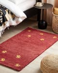 Pikkukuva 2 / 7: Matto punainen villa 80 x 150 cm keltainen eläinkuviointi käsin tuftattu Gabbeh boho-tyyli