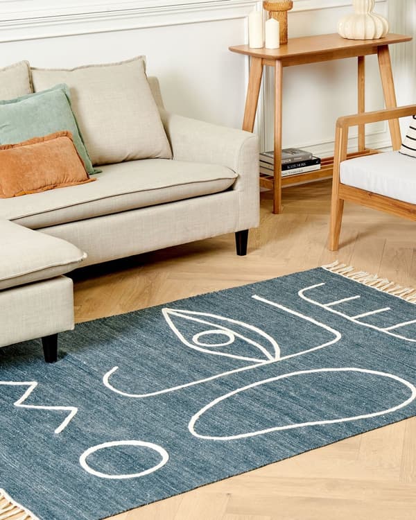 Matto sininen 140 x 200 cm polyesteri abstrakti kuvio suorakulmio käsintehty hapsut boho