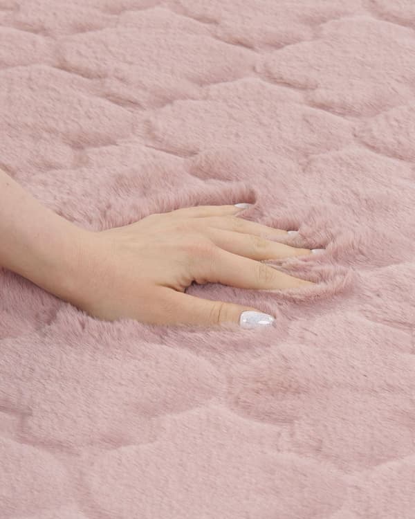 Fluffy Gulvtæppe Lyserød Pels 160 x 230 cm Blødt Luv Tæppe til Soveværelse Moderne Pelstæppe Tilbehør til Stuen Ryatæppe Tæppe under Sofabord