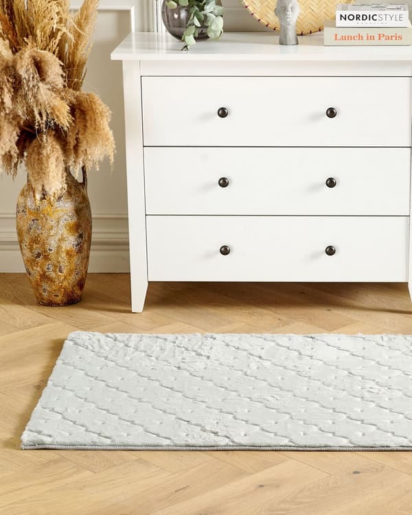 Fluffy Gulvtæppe Lysegrå Pels 80 x 150 cm Blødt Luv Tæppe til Soveværelse Moderne Pelstæppe Tilbehør til Stuen Ryatæppe Dekoration