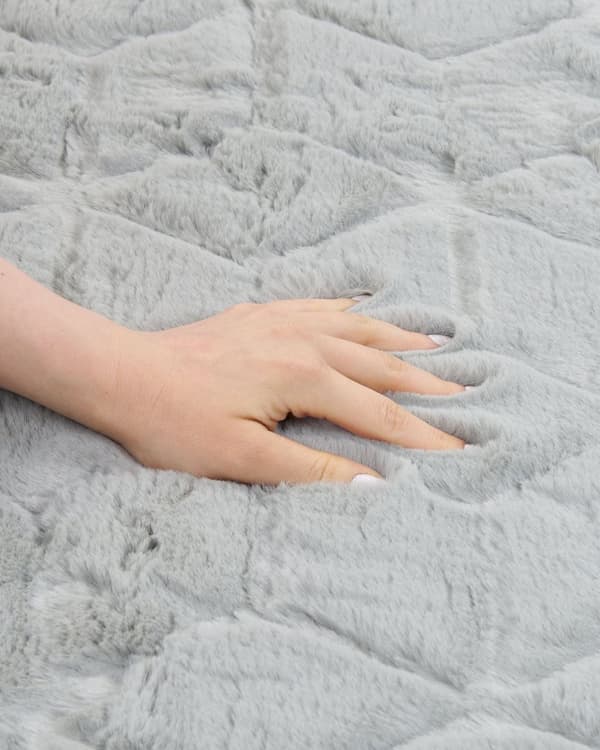 Teppe Lysegrå Imitert kaninpels 160 x 230 cm Shaggy Moderne Stue Soverom Dekorativt