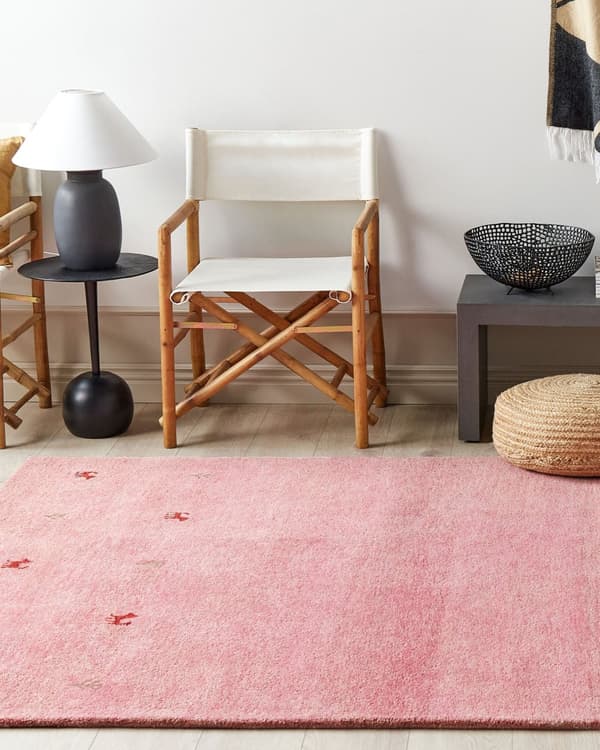 Ull gulvteppe rosa 160 x 230 cm Gabbeh håndtuftet westernmotiv rustikk moderne design