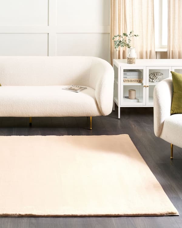 Kunstpelsteppe beige kunstig polyesterpels 160 x 230 cm mykt, lurvet teppe med høy luv