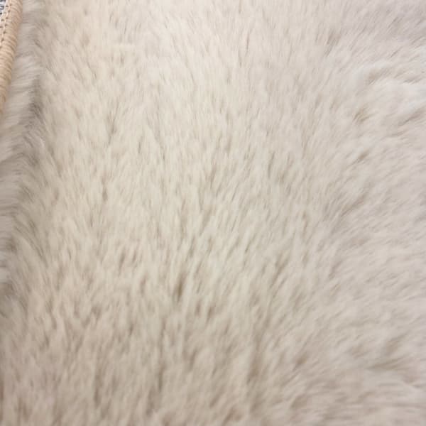 Rabbit Eco Ljusbeige Tvättbar Pälsmatta