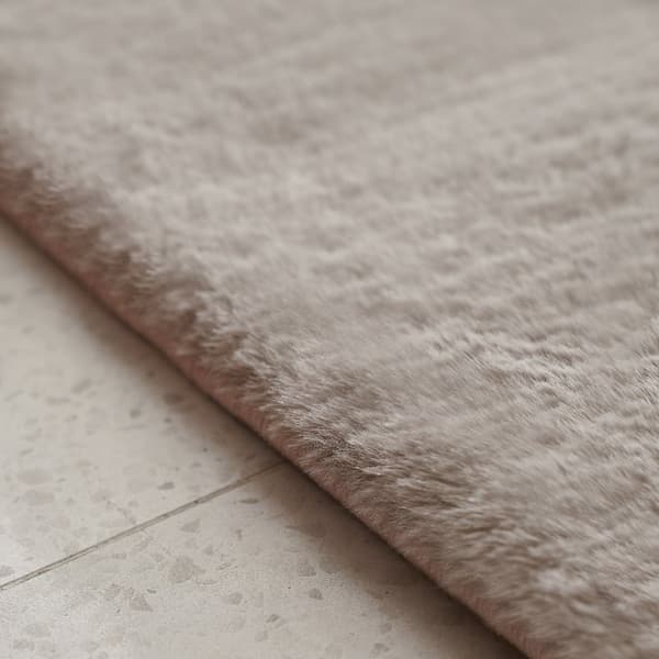 Rabbit Eco Taupe Tvättbar Pälsmatta