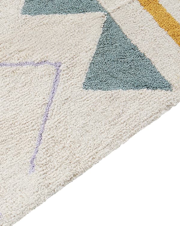Abstrakt mønster i beige og grøn bomuld 140 x 200 cm med lav hætte og kvaster til børneværelset