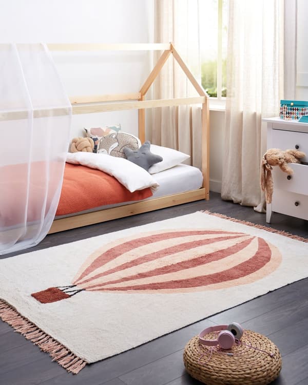 Matto vaalea beige 140 x 200 cm puuvilla lasten kuumailmapallo hapsut käsintehty moderni
