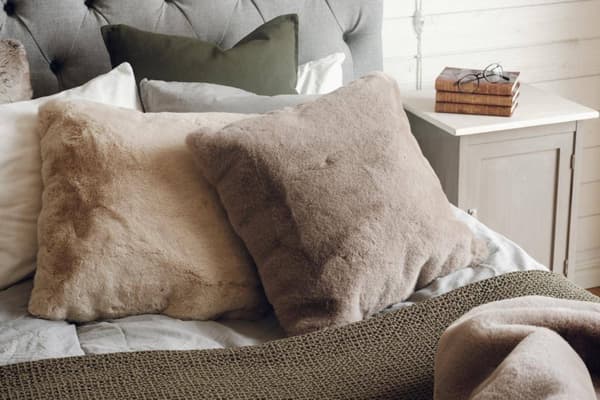 Rabbit Taupe Kudde
