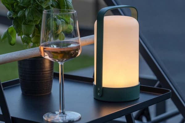 Fern bordlampe LED utendørs grønn.