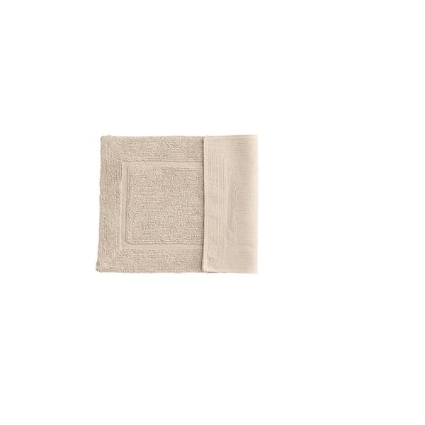William badematte 80x50cm beige.