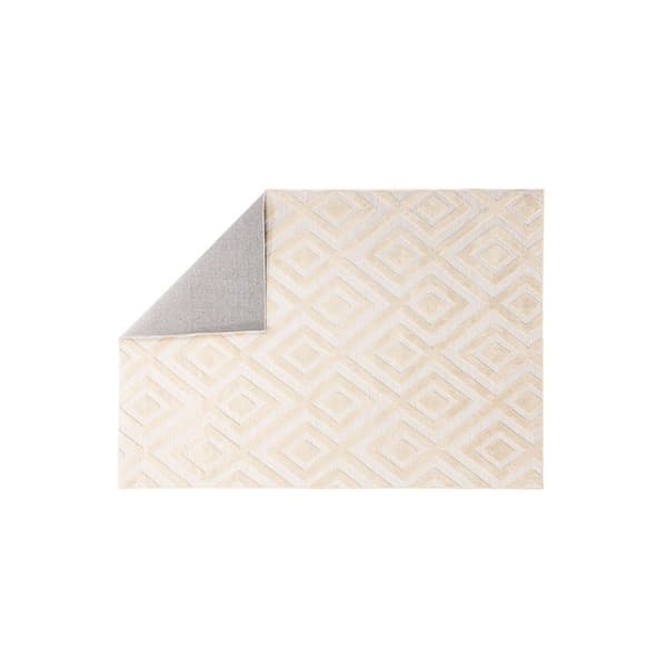 Pia teppe 230x160cm beige.