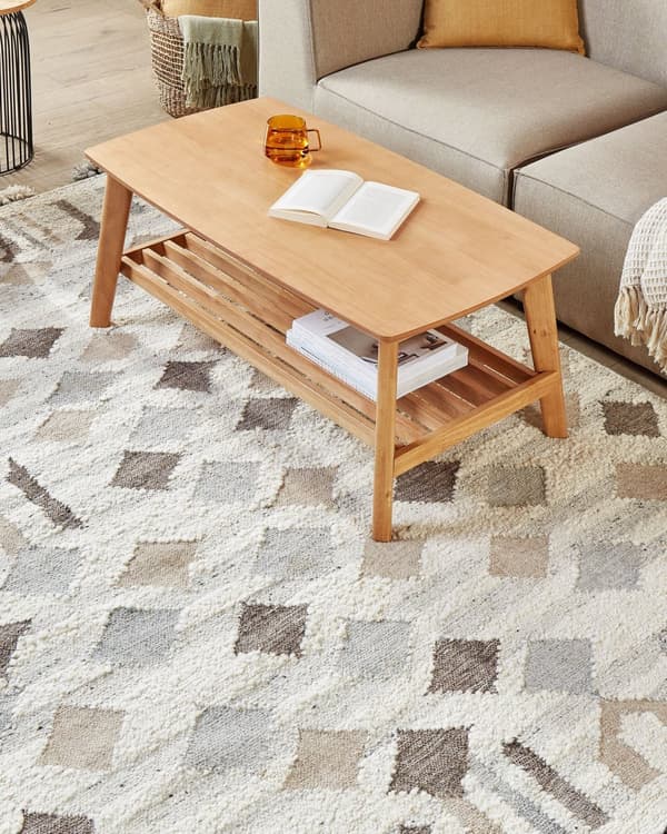 Matto monivärinen 160 x 230 cm villa puuvilla Kelim tupsut käsinkudottu geometrinen kuvio boho