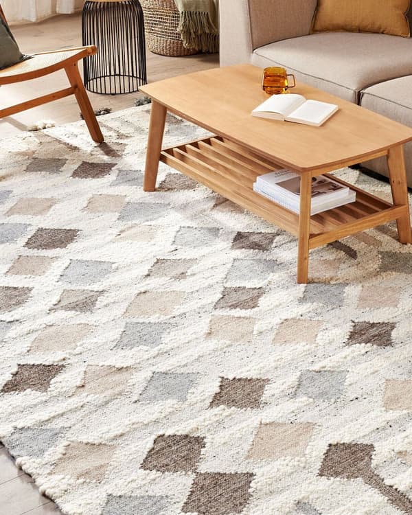 Matto monivärinen 200 x 300 cm villa puuvilla Kelim tupsut käsinkudottu geometrinen kuvio boho