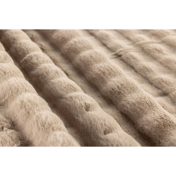 Novis teppe 160x230 cm beige.