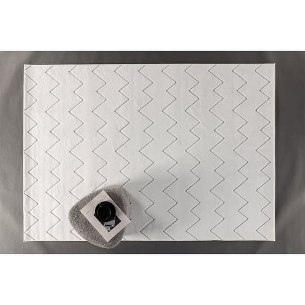 Fia teppe 160x230 cm hvit.