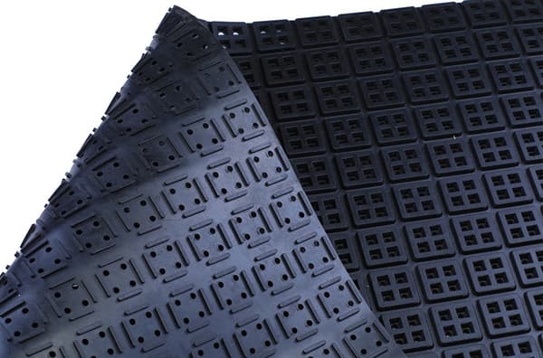 Gummimåtte firkantet motiv - 150x300 cm - 10 mm