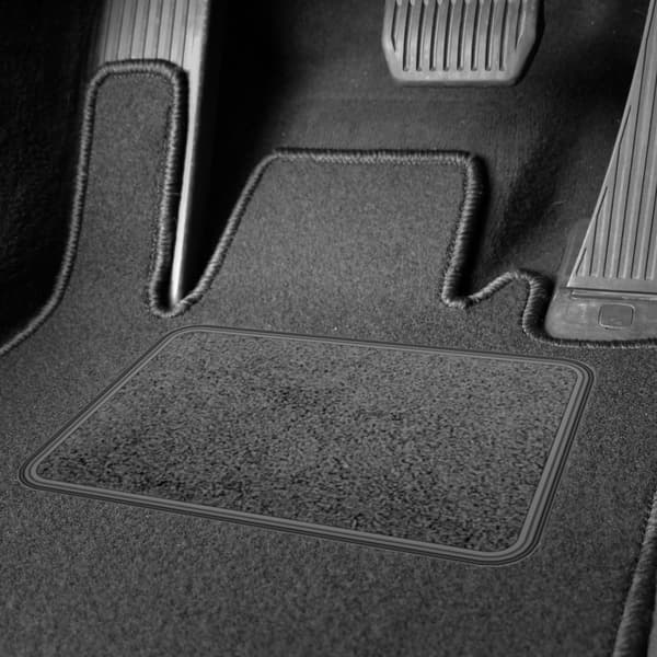 Set med golvmattor i velour för Audi A3 II 8P 2003-2013 - röda detaljer