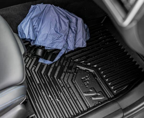GUMMIMATTOR LAMBORGHINI URUS från 2018- TRÅG 77