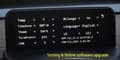 Miniatyrbild 6 av 7: Tesla Model Y/3 hastighetsmätare bakom ratten, HUD, Tesla SpeedPRO Advanced, AMD