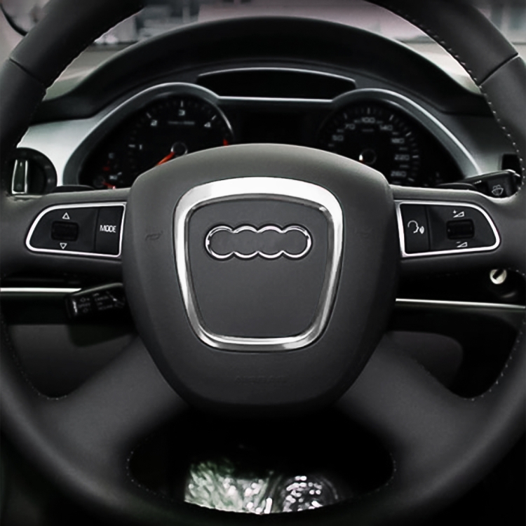 Decorative 2025 wheel cover