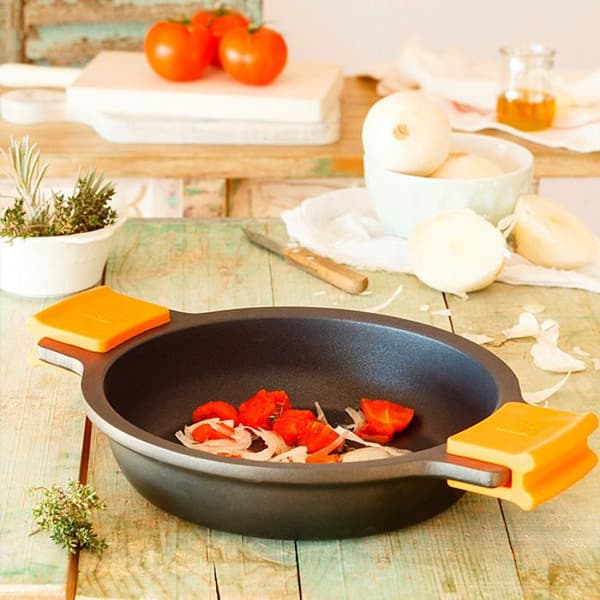 BRA Effektiv | Låg non-stick kastrull utan lock, alla värmekällor och induktion, 28 cm