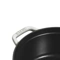 Miniatyrbild 4 av 4: STAUB - Gjutjärn Rund Cocotte, 20 cm, Vit tryffel