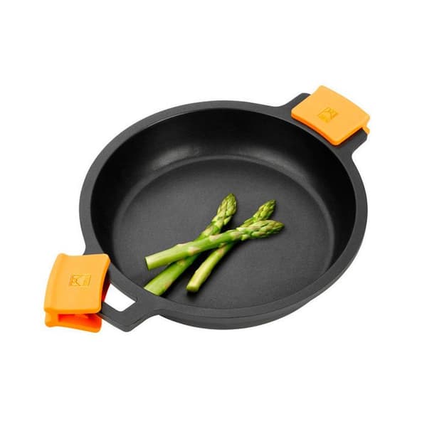 BRA Efficient | Låg, non-stick kastrull utan lock, alla värmekällor och induktion, 32 cm