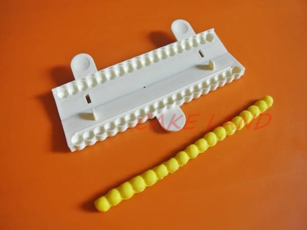 PÄRLKOR SNÄRPÄRLOR PLASTFORM