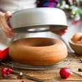 Miniatyrbild 2 av 3: Bakform för SAVARIN Decora DONUTS 28cm