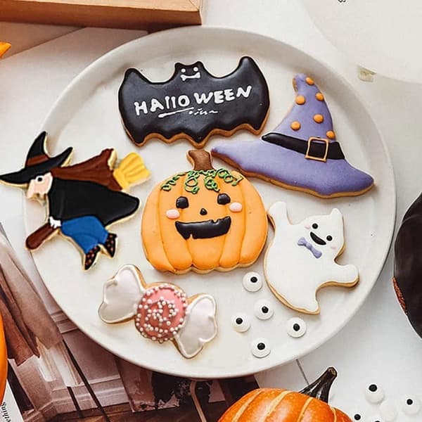 Halloween-pikkuleipämuottisetti 20 kpl muotteja