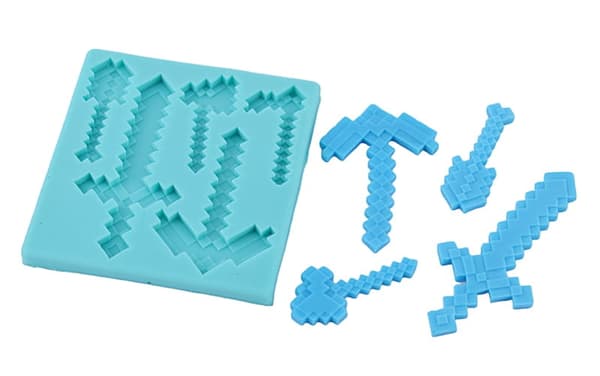 Silikonimuotti sokerimassalle 3D Minecraft SWORDS