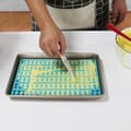 Miniatyrbild 3 av 4: Silikonform för bakning och sockerpasta, MINI BONES