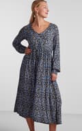 Miniatyrbild 2 av 3: Pieces - pcNya LS Midi Dress Graphic Print