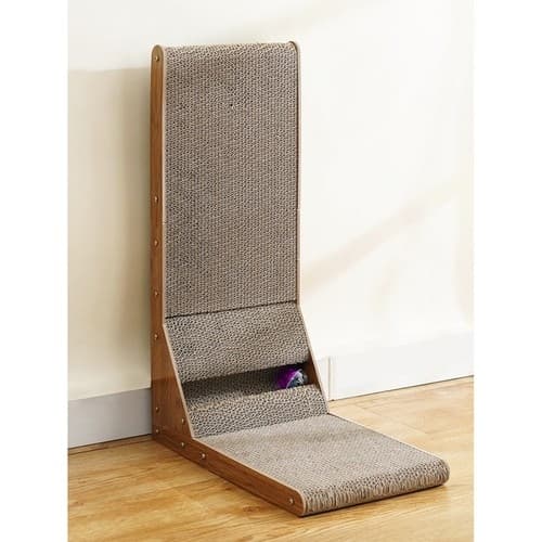 Hjørneformet katteskraber med kugle - 60x40,5x25 cm