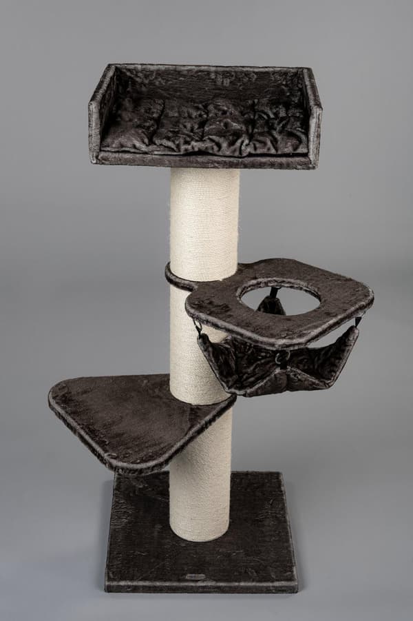 Royalty Crown Med sina 20 cm tjocka sisalstolpar, lyxiga hängmatta Crown och megakoj har den kungliga skrapstolpen Royalty Crown varit en av de mest p