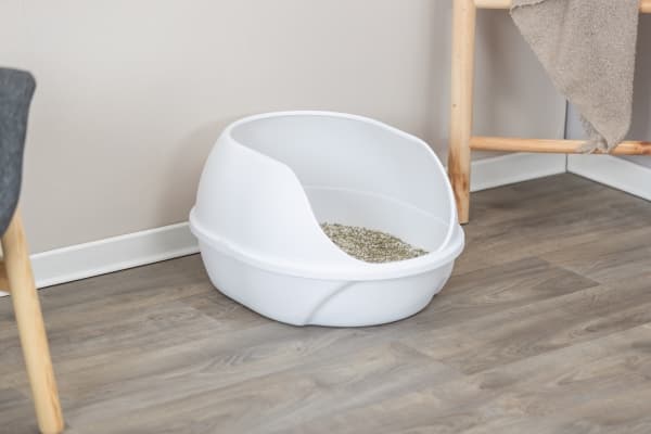 Trixie Simao cat litter tray, high rim, 48 × 30 × 58 cm, white