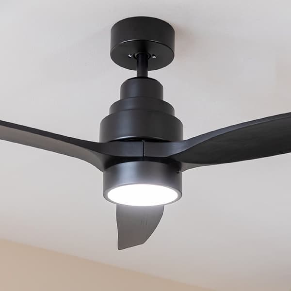 Cecotec 30 W and 52” ceiling fan with DC motor, LED light, remote control, 6 speed settings, timer and winter-summer mode.