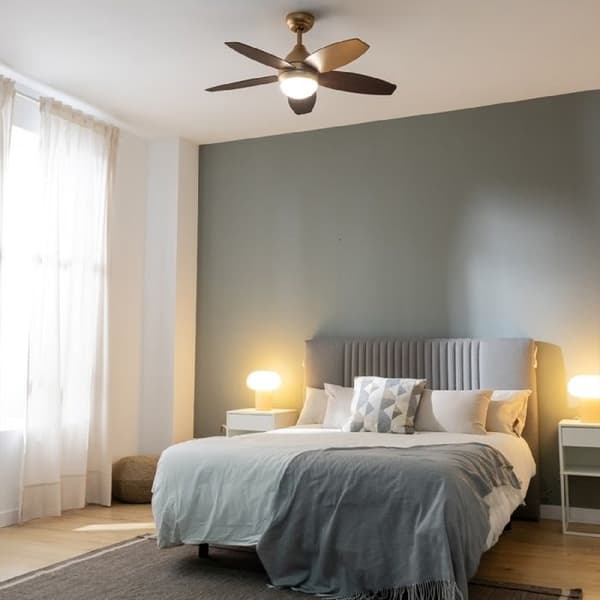 Cecotec Takfläkt med lampa EnergySilence Aero 4200 GoldDarkWood