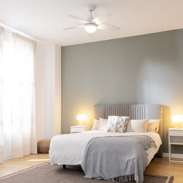 Cecotec Takfläkt med lampa EnergySilence Aero 4200 LightWood