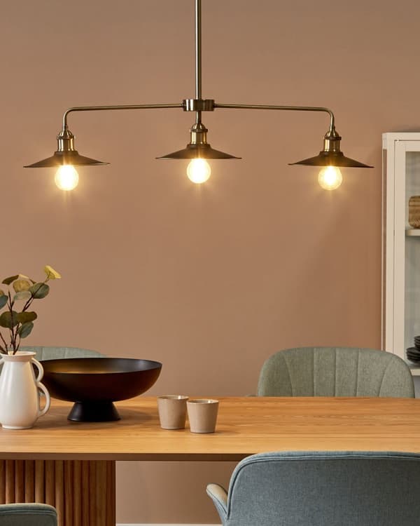 Hängande Lampa 3 Lampor Svarta Runda Skärmar Metall Industriell Design