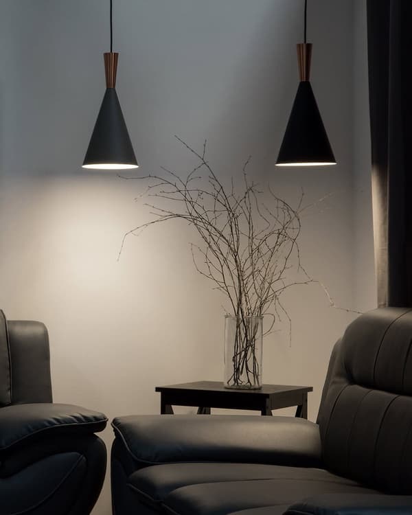 Hängande Lampa Svart Skärm Geometrisk Kon Modern Minimalistisk Design